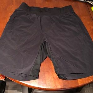 Lululemon T.H.E. Short 9”